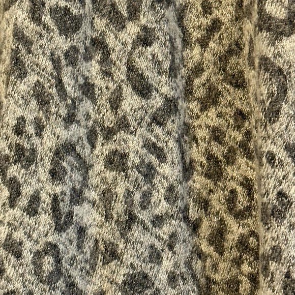 Bobeau Animal Print Open Front Drape Cardigan Sweater Size Large Gray - Picture 4 of 7
